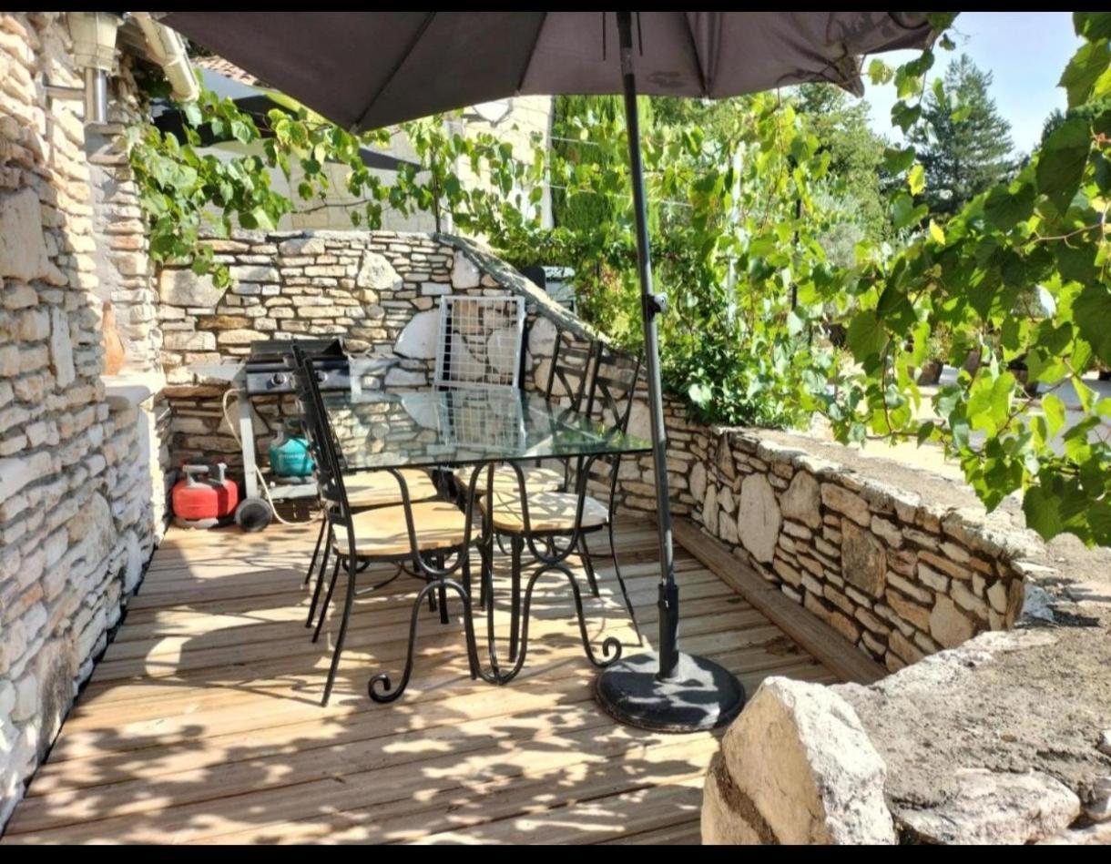 B&B La Vieille Source Saint-Martin-dʼArdèche Habitación foto